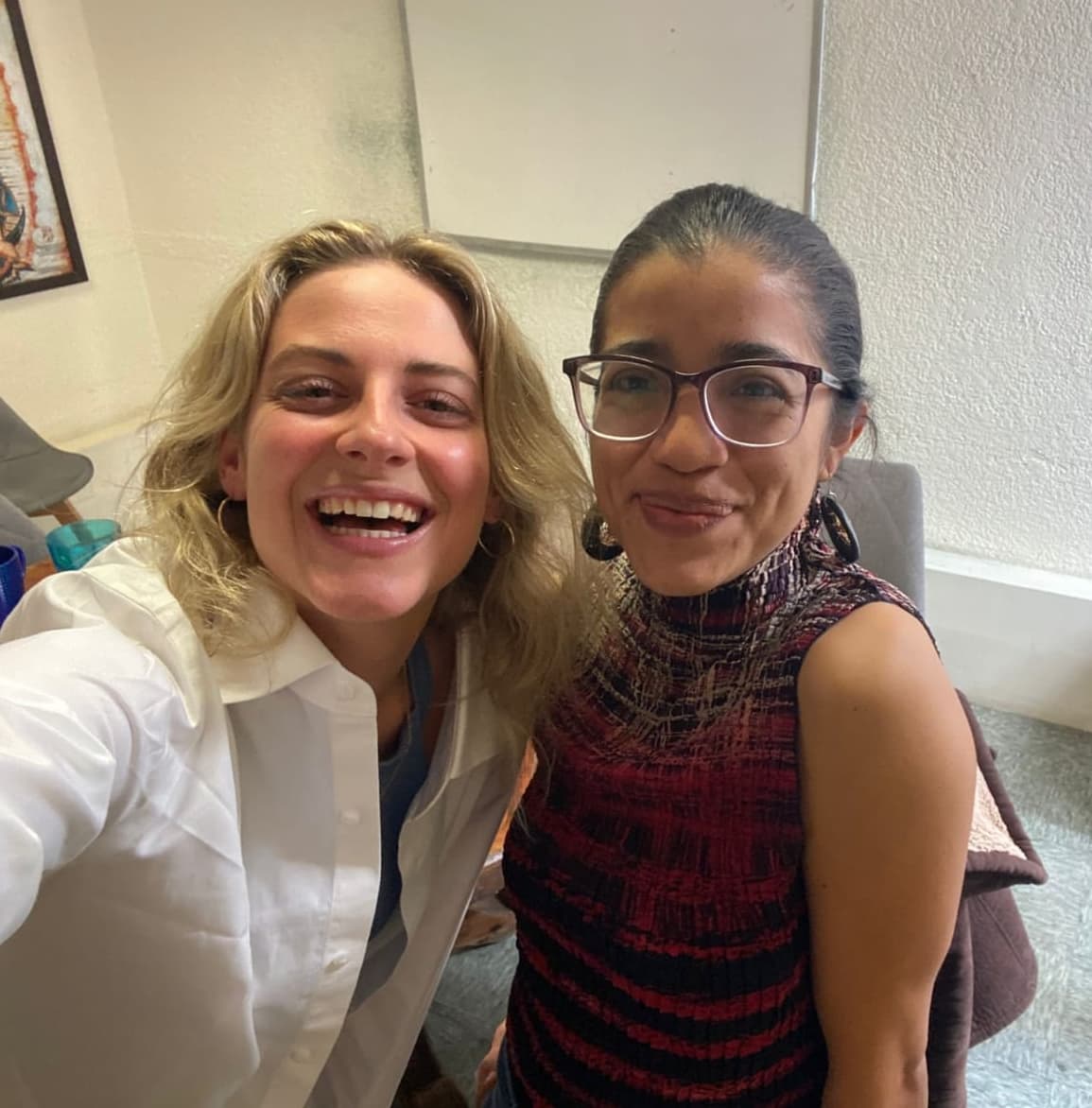 Private one-on-one Spanish lesson with teacher and student in Oaxaca classroom